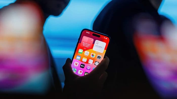 Revitalizando a Siri: A Apple apresenta uma atualização de IA para o iOS 18