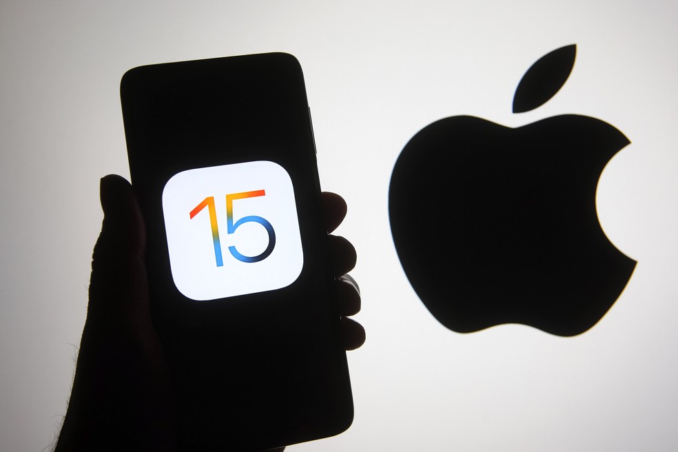 O novo sistema operacional iOS 15 contará com importantes recursos.