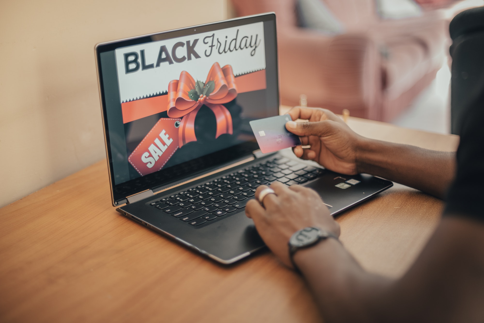 Black Friday: Procon Alerta sobre Sites a Serem Evitados Durante as Promoções